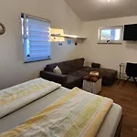 Zettis Ferienhaeusle Berg bei Ravensburg
