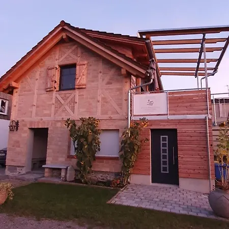 Zettis Ferienhaeusle Berg bei Ravensburg